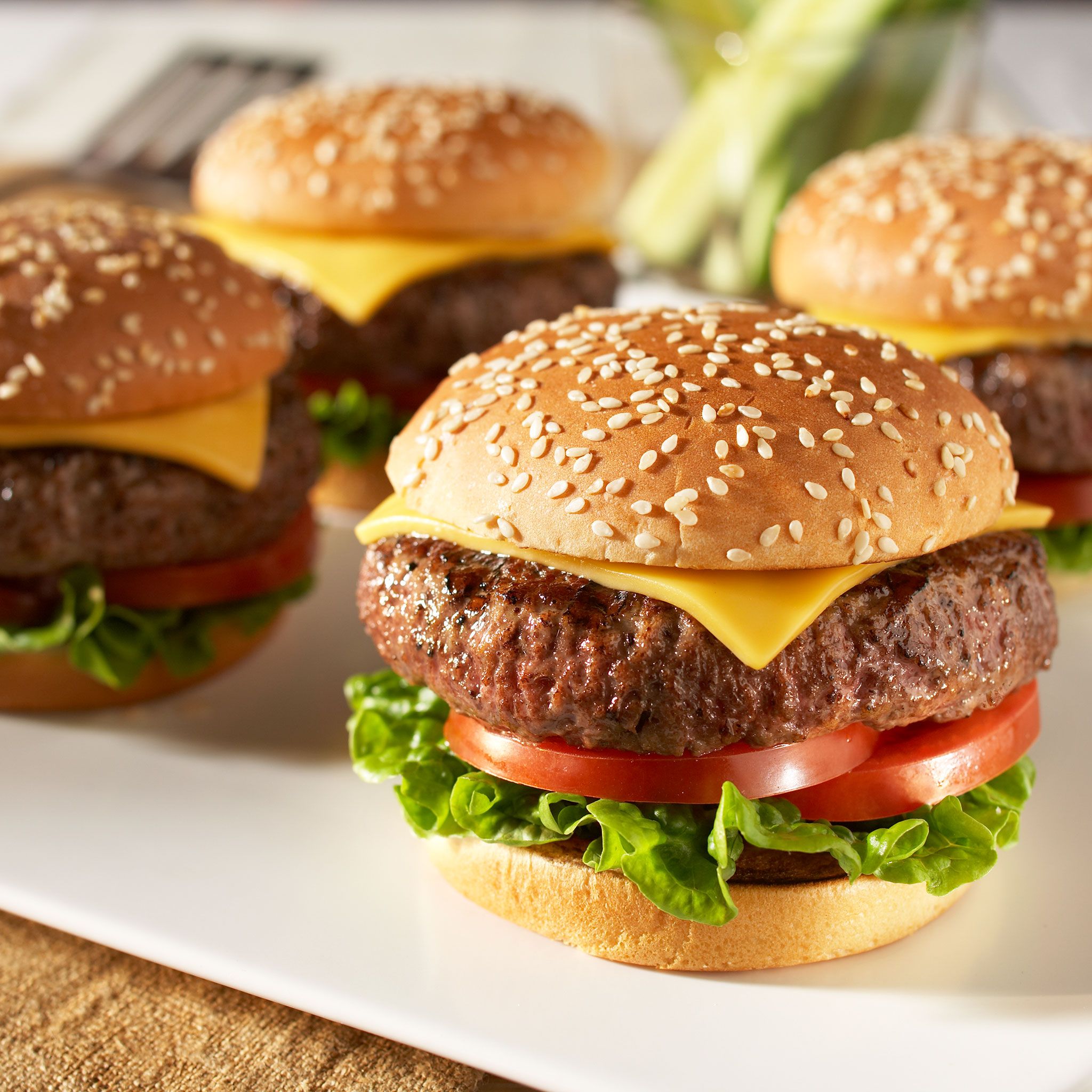 Classic Beef Cheeseburgers