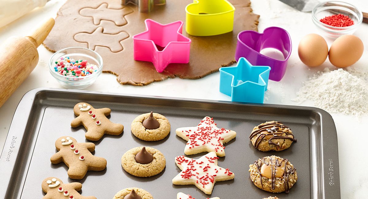 Host a Cookie-Making Marathon