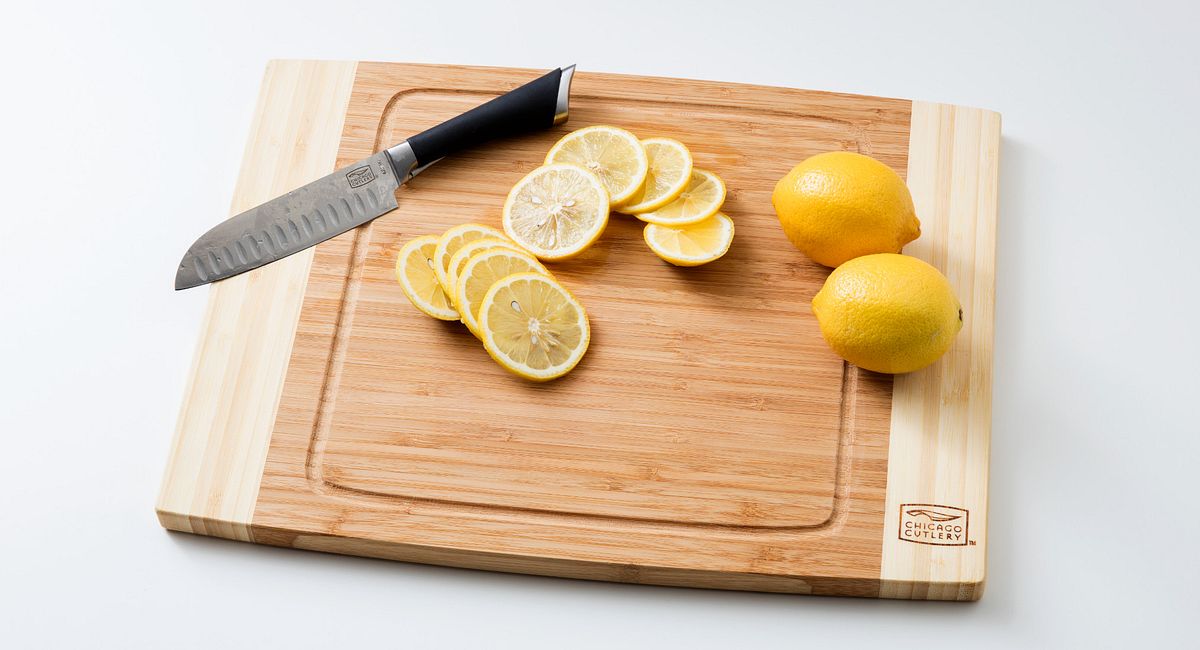 CC-AUG-EssentialKnifeSkill-Slice-Q3-2016