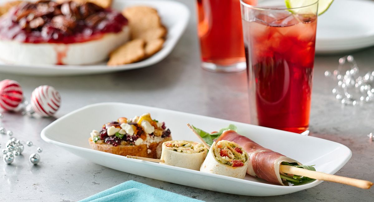 6 Quick and Easy Holiday Apps and Cocktails