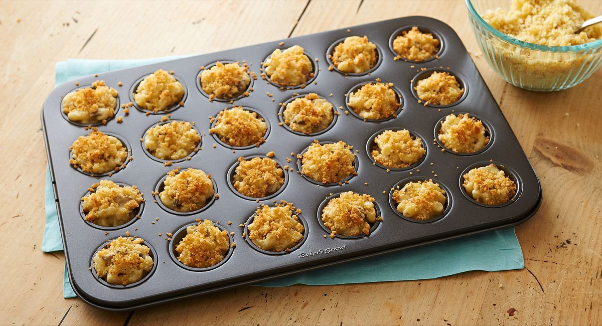 Easy Truffle Mac ‘N Cheese Cupcakes
