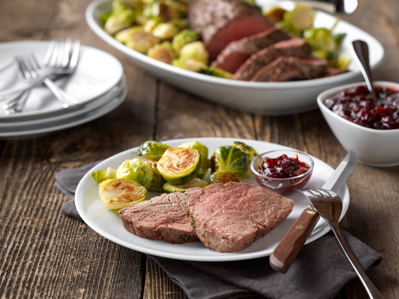 Classic Beef Tenderloin with Cranberry Drizzle