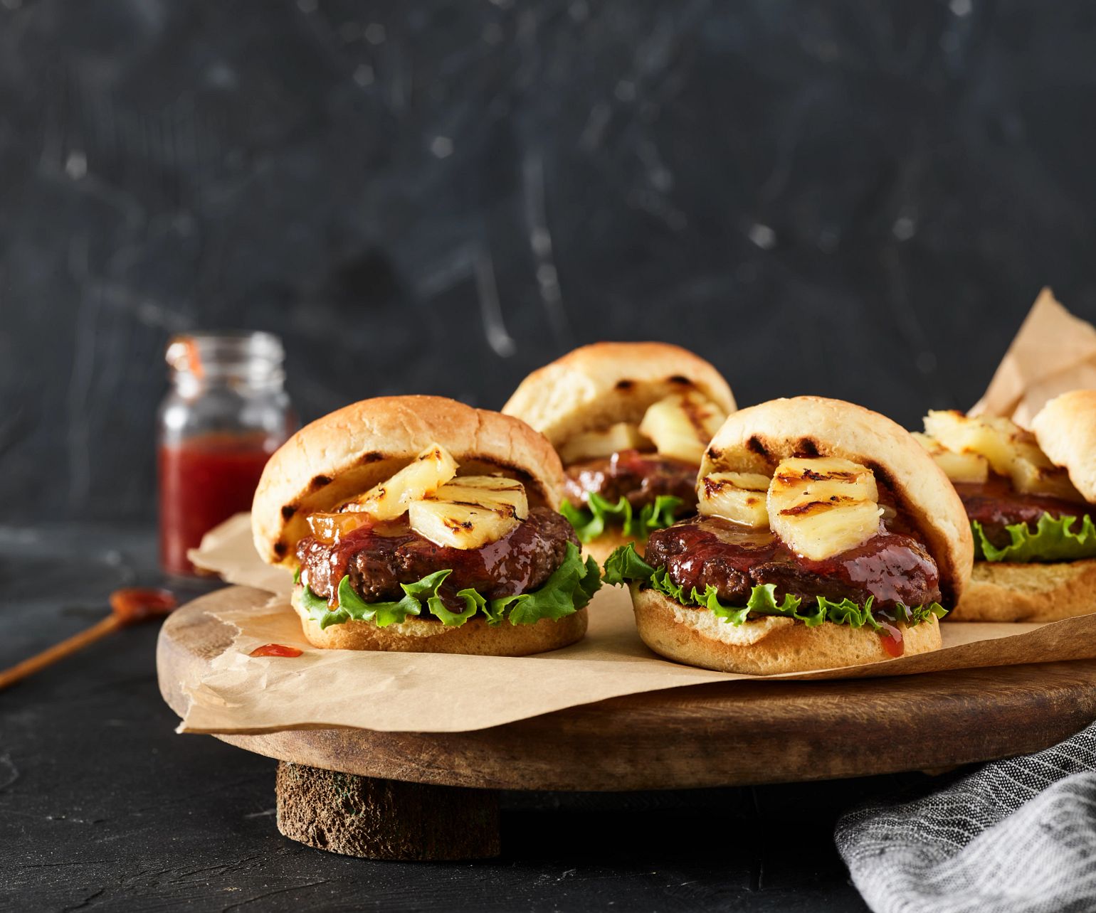 sweet-hawaiian-beef-sliders-beef-loving-texans-beef-loving-texans