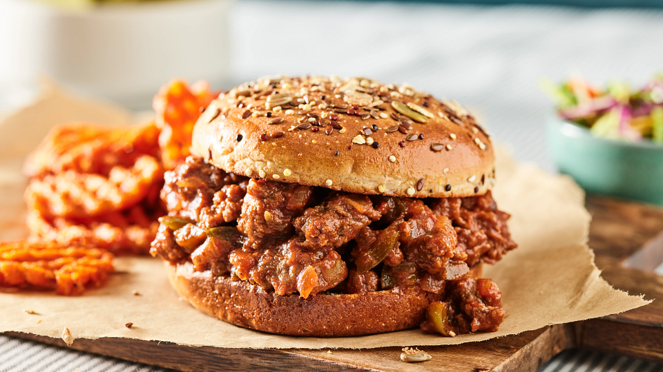 classic beef sloppy joes