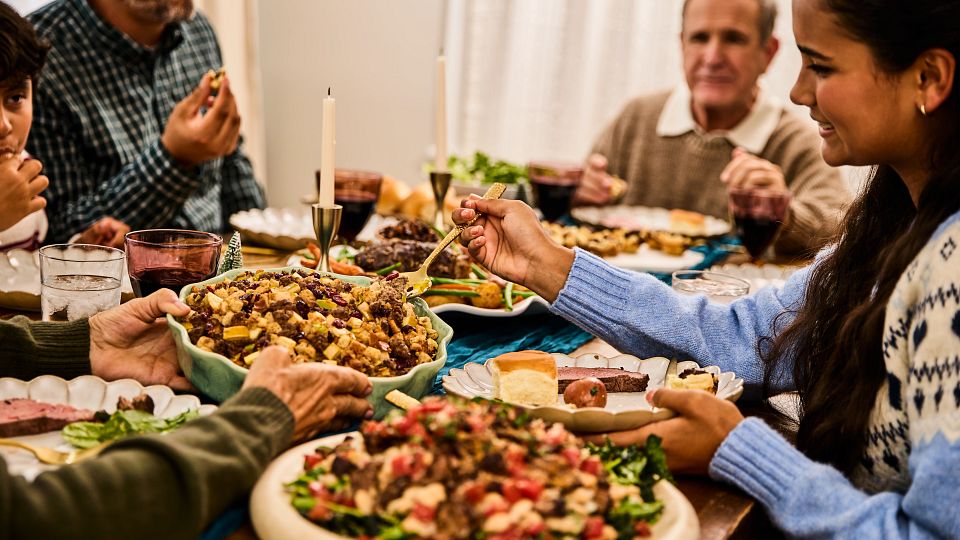 Holiday Dining_FY27