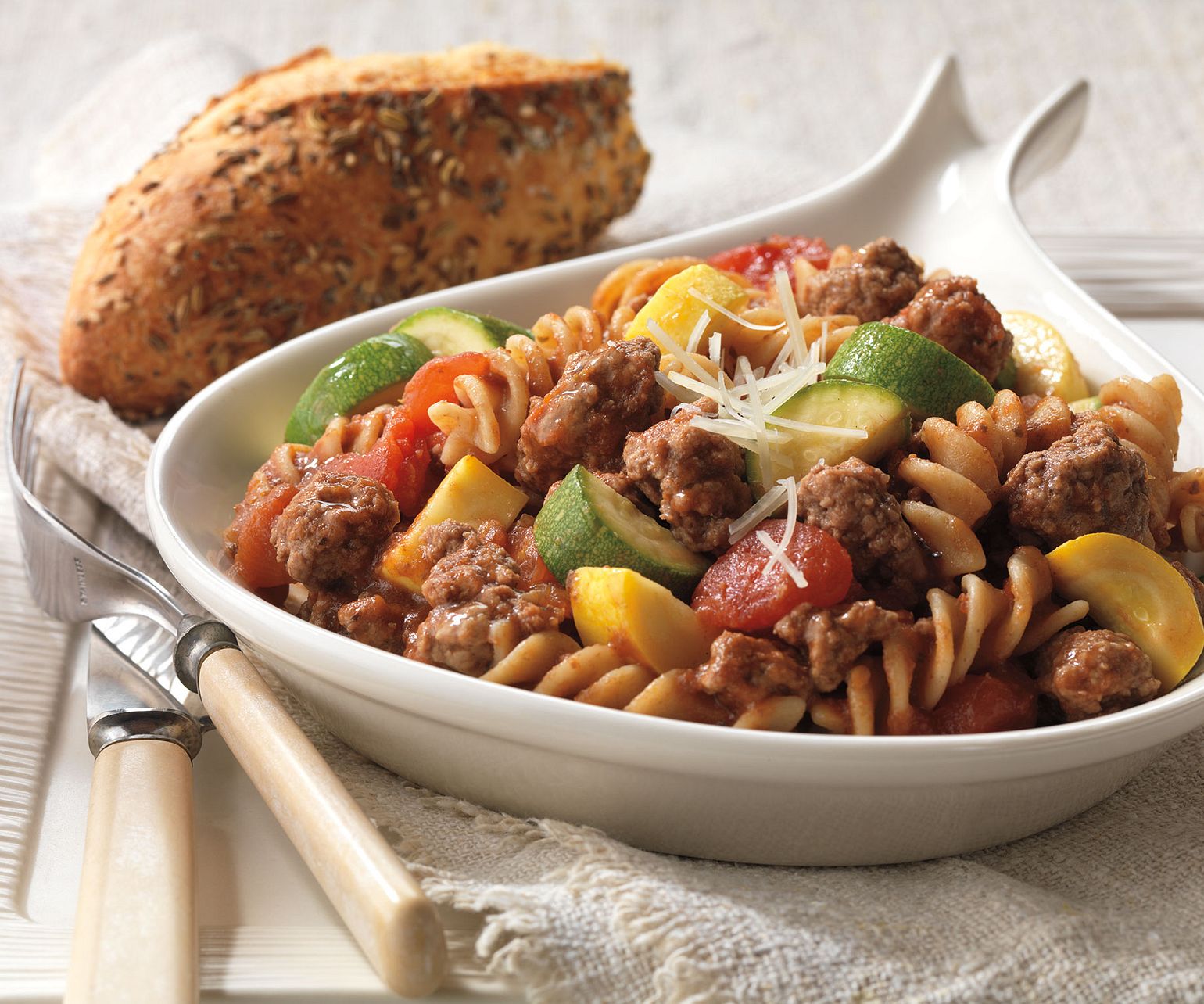 Ground Beef & Pasta Skillet Primavera | Beef Loving Texans | Beef Loving  Texans is your one-stop information center for beef recipes, cooking  techniques and real life stories. Lean more about beef