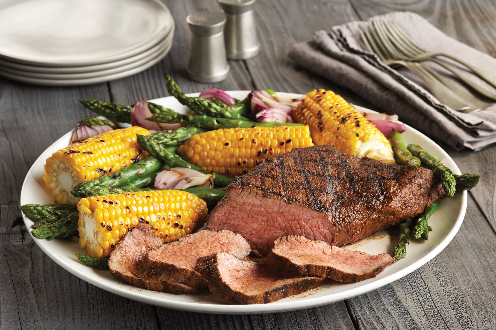 Lemon-Garlic Grilled Beef Tri-Tip Roast with Vegetables