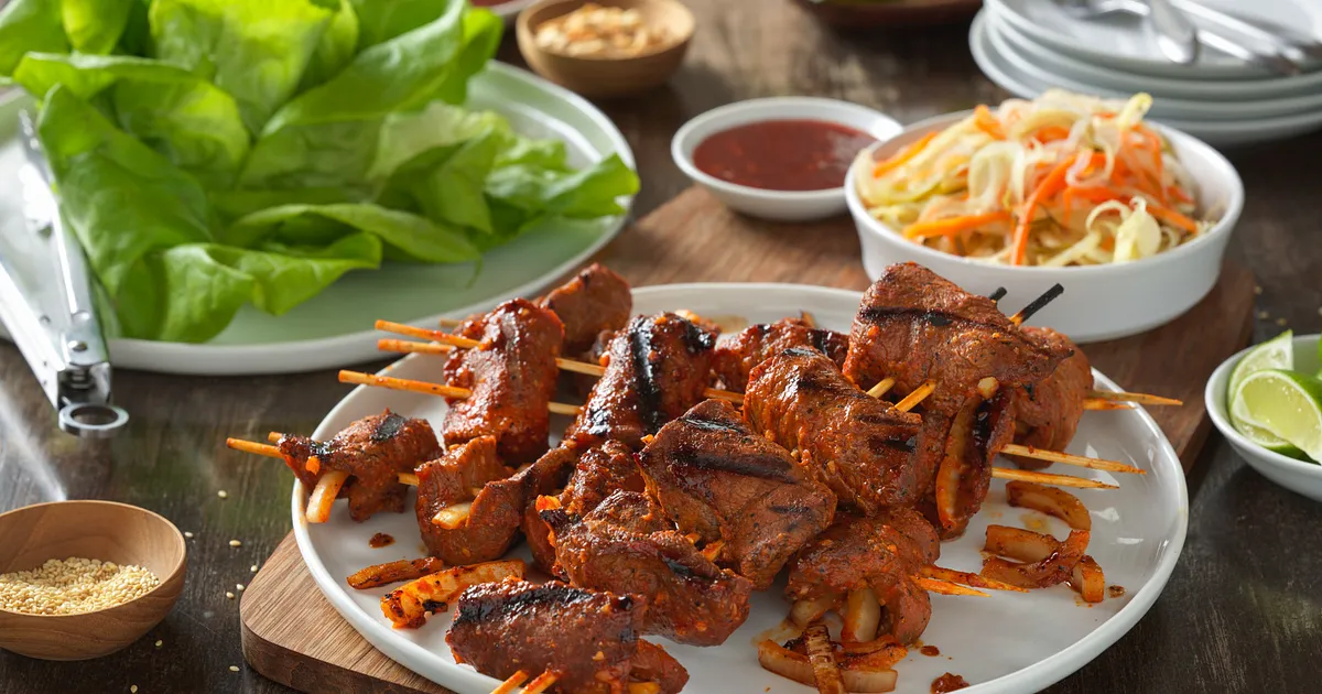 Korean Flat Iron Steak and Onion Lettuce Wraps | Beef Loving Texans | Beef Loving Texans is your one