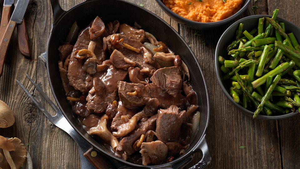 Braised Short Ribs with Red Wine Sauce