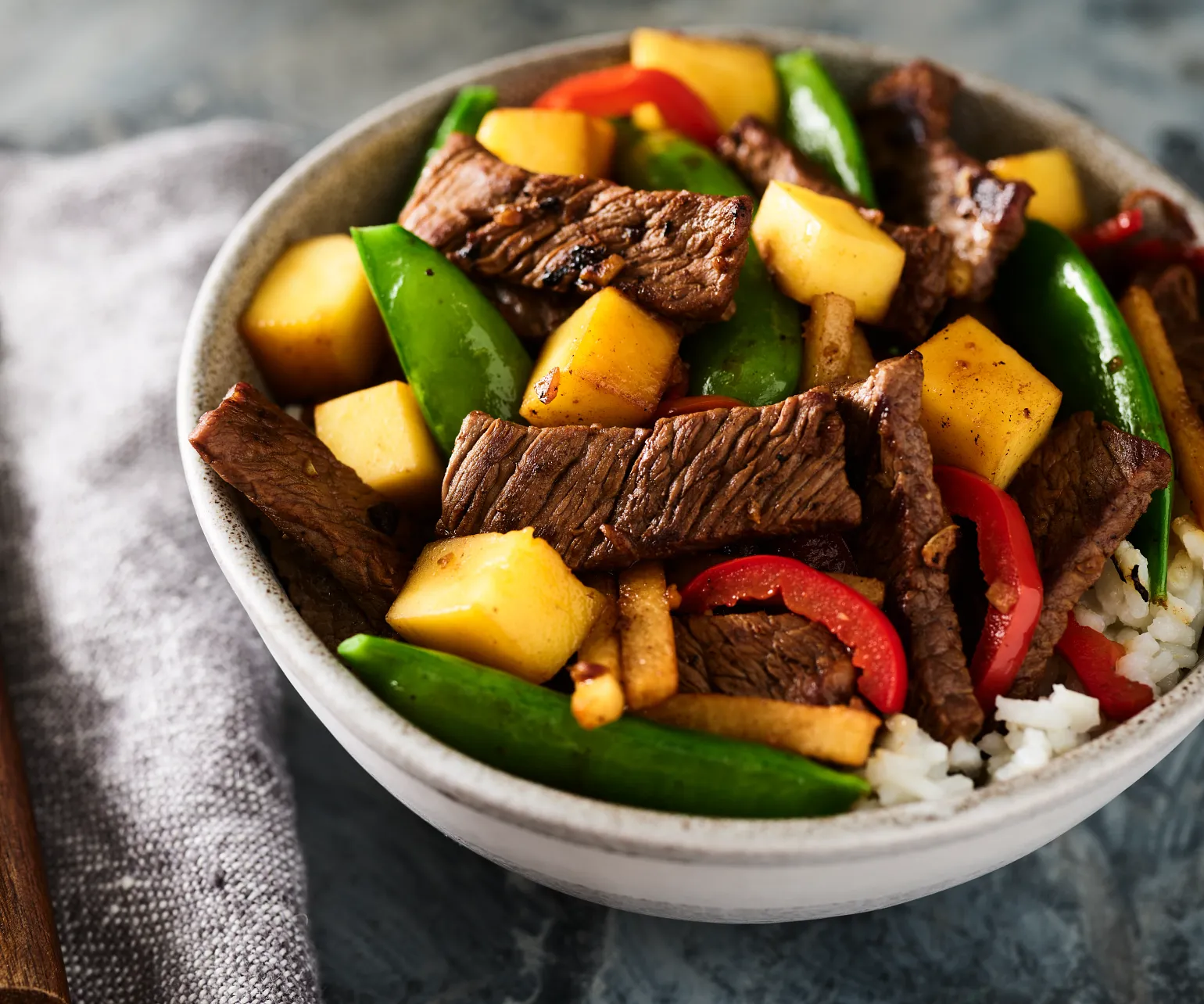 Vegetable-Mango Beef Stir-Fry