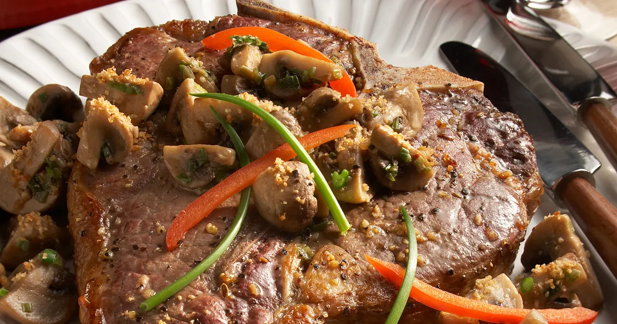 T-Bone Steak with Parmesan-Dusted Mushrooms | Beef Loving Texans | Beef Loving Texans is your one-st
