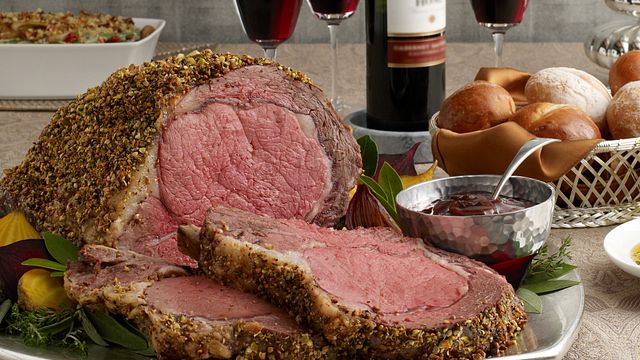 pistachio crusted prime rib with holiday wine sauce