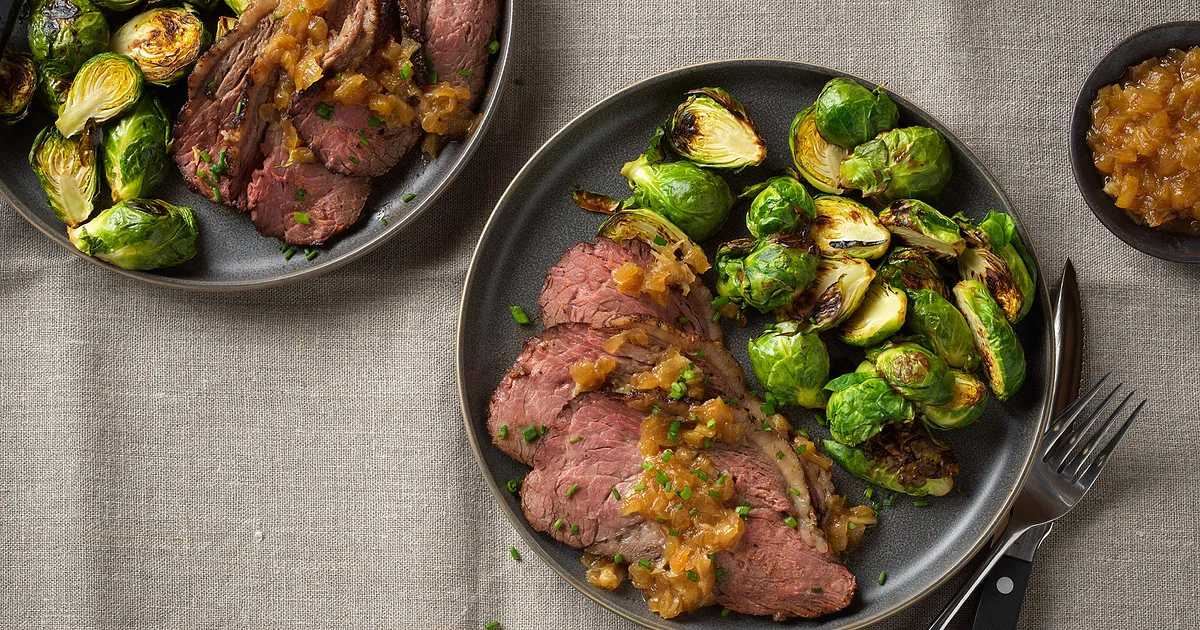 Red Eye-Rubbed Beef Roast with Roasted Garlic and Caramelized Onion Jam | Beef Loving Texans | Beef 
