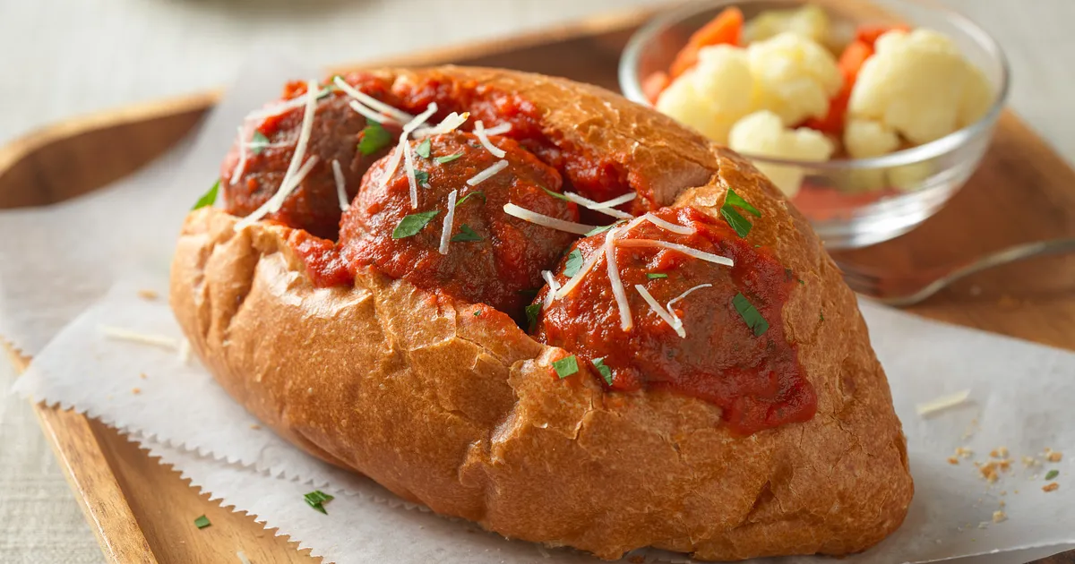 Zesty Meatball Sandwiches | Beef Loving Texans | Beef Loving Texans is your one-stop information cen