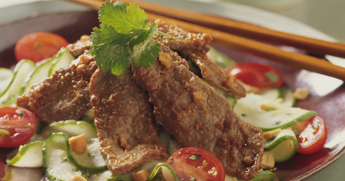Thai Beef & Cucumber Salad | Beef Loving Texans | Beef Loving Texans is your one-stop information ce