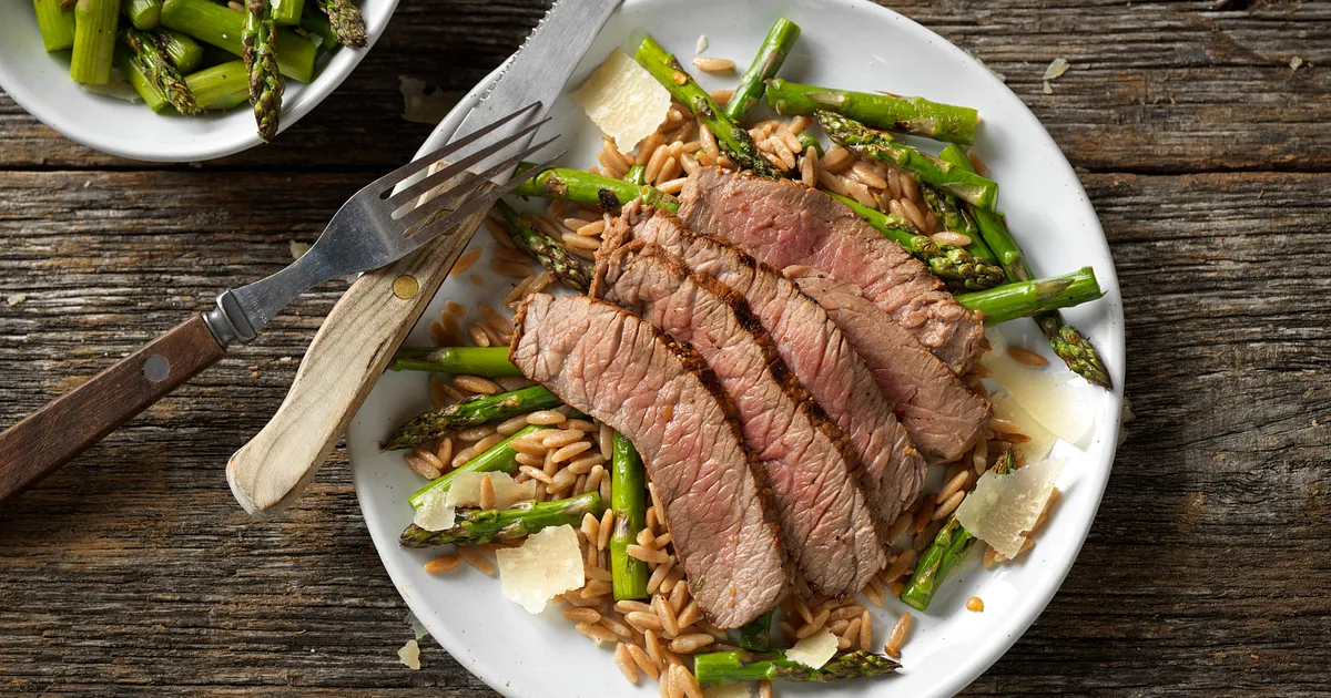 Grilled Top Round Steak with Parmesan Asparagus | Beef Loving Texans | Beef Loving Texans is your on
