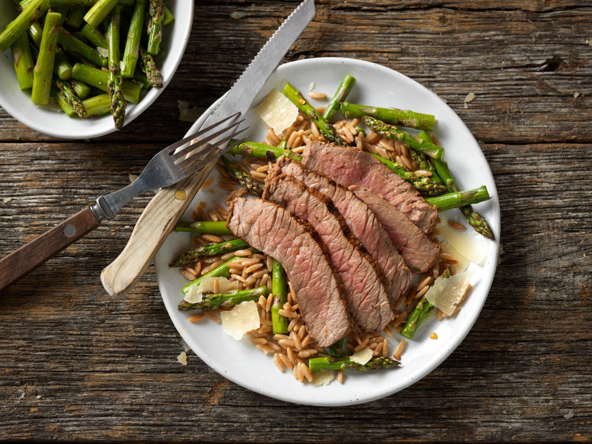 Grilled Top Round Steak with Parmesan Asparagus