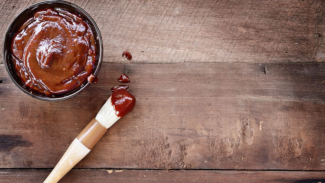 Understanding the Difference Between BBQ Rub, Marinade and Sauce