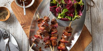 fig-balsamic-glazed-beef-kabobs-horizontal.tif