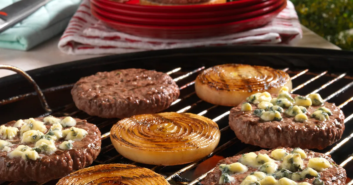 Grilled Onion Cheeseburgers | Beef Loving Texans | Beef Loving Texans is your one-stop information c