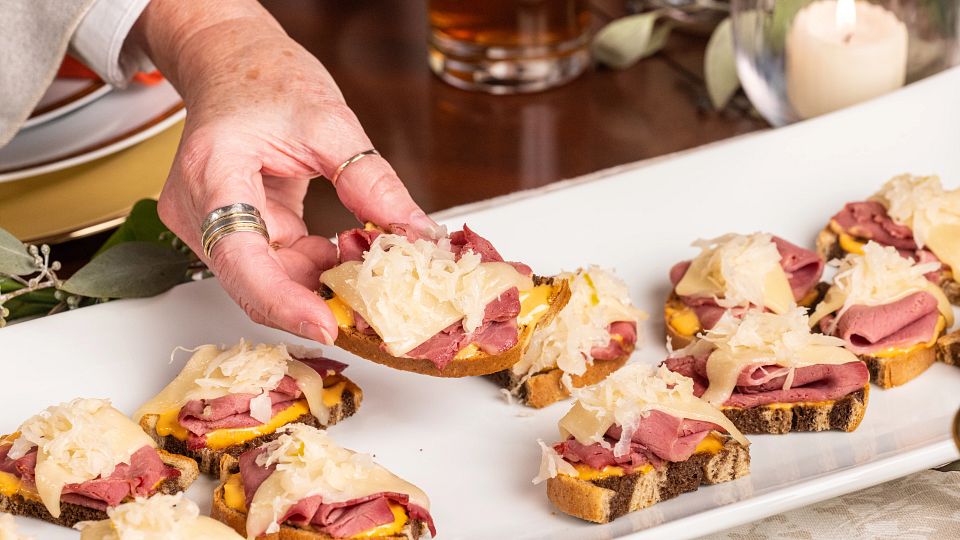 Holiday Recipe Photography, REUBEN BITES
