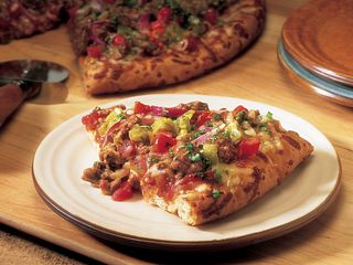 southwest-beef-and-chile-pizza