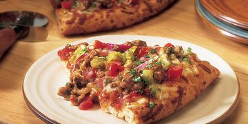 southwest-beef-and-chile-pizza