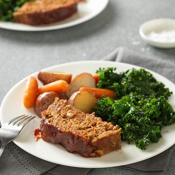 Slow-Cooker Beef Meatloaf & Vegetables