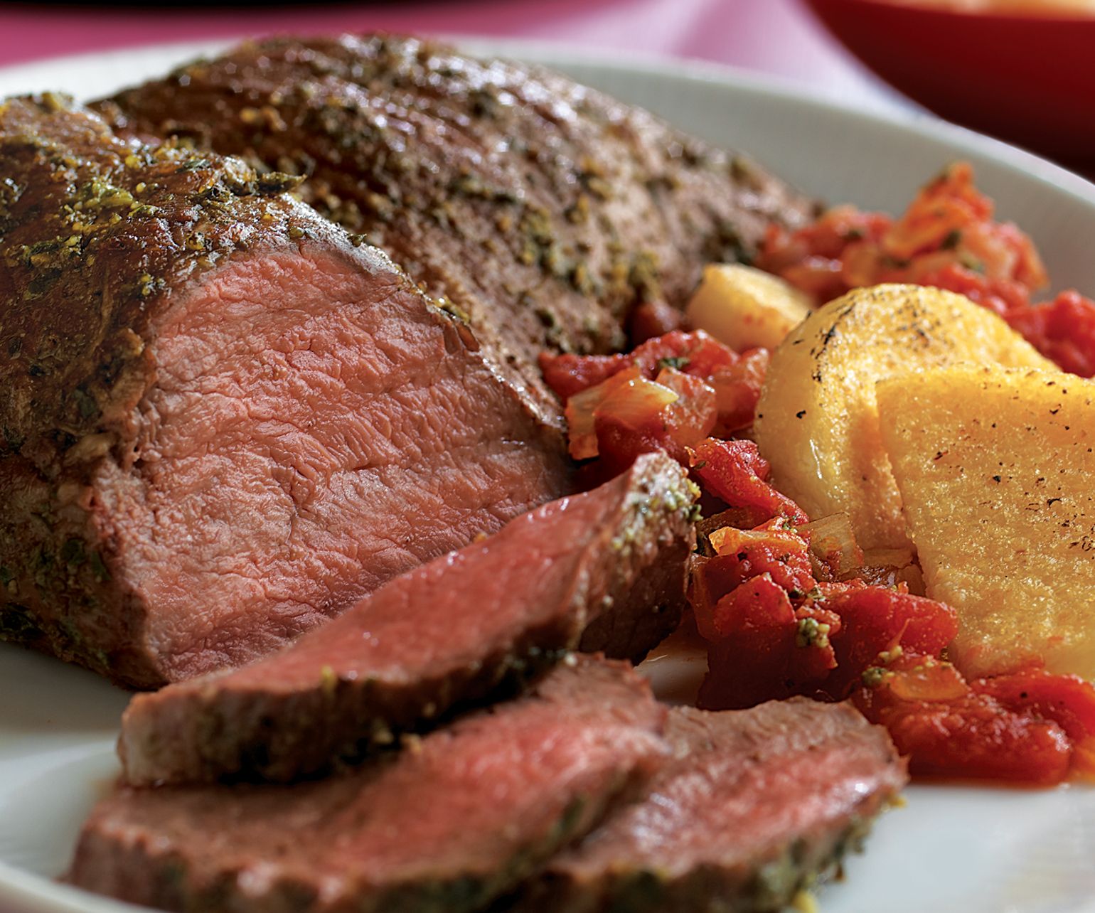 Pesto-Rubbed Tri-Tip Roast with Warm Tomato Sauce