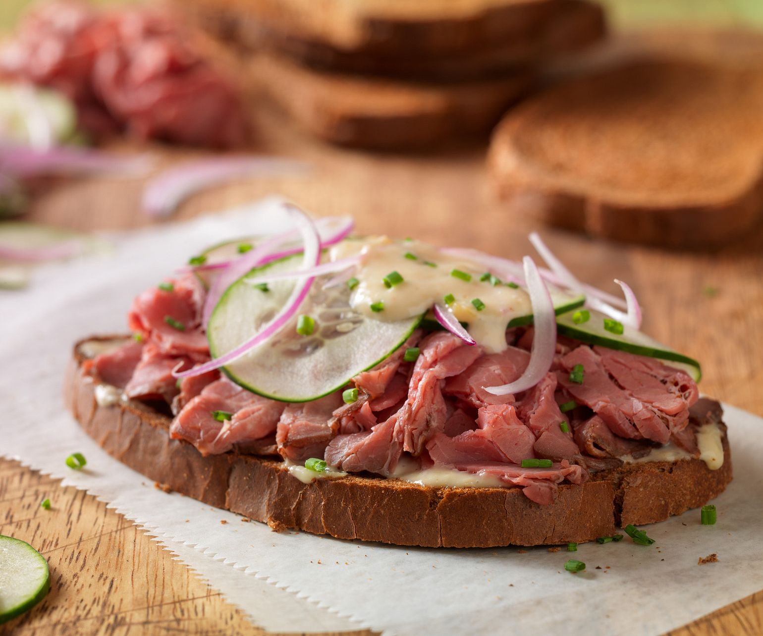 Open-Faced Roast Beef & Summer Vegetables