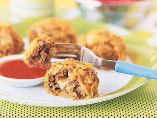 taco-beef-nuggets-with-tejano-dipping-sauce-horizontal.eps