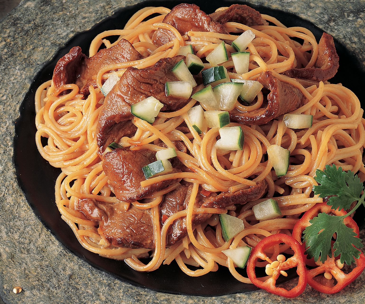 Beef & Pasta with Asian Peanut Sauce