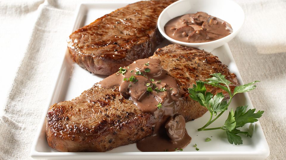strip-steaks-with-red-wine-sauce