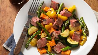 Grilled Steak & Vegetable Salad