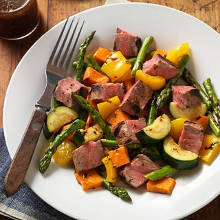 Grilled Steak &amp; Vegetable Salad