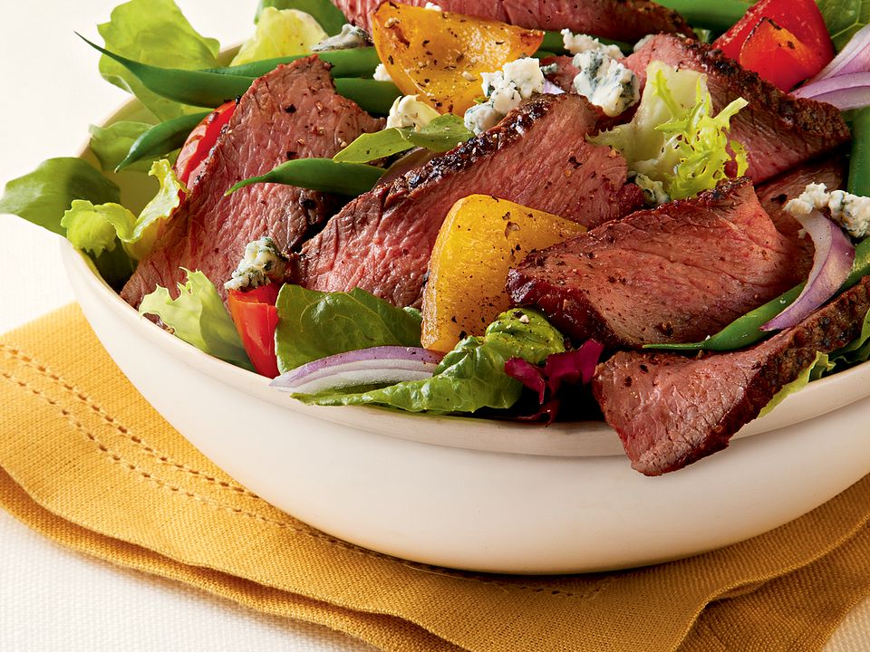 Champagne Steak Salad with Blue Cheese