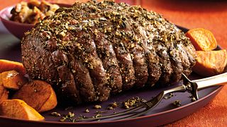 Herb-Crusted Petite Roast with Fig-Onion Relish