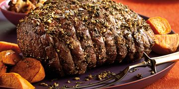 Herb-Crusted Petite Roast with Fig-Onion Relish