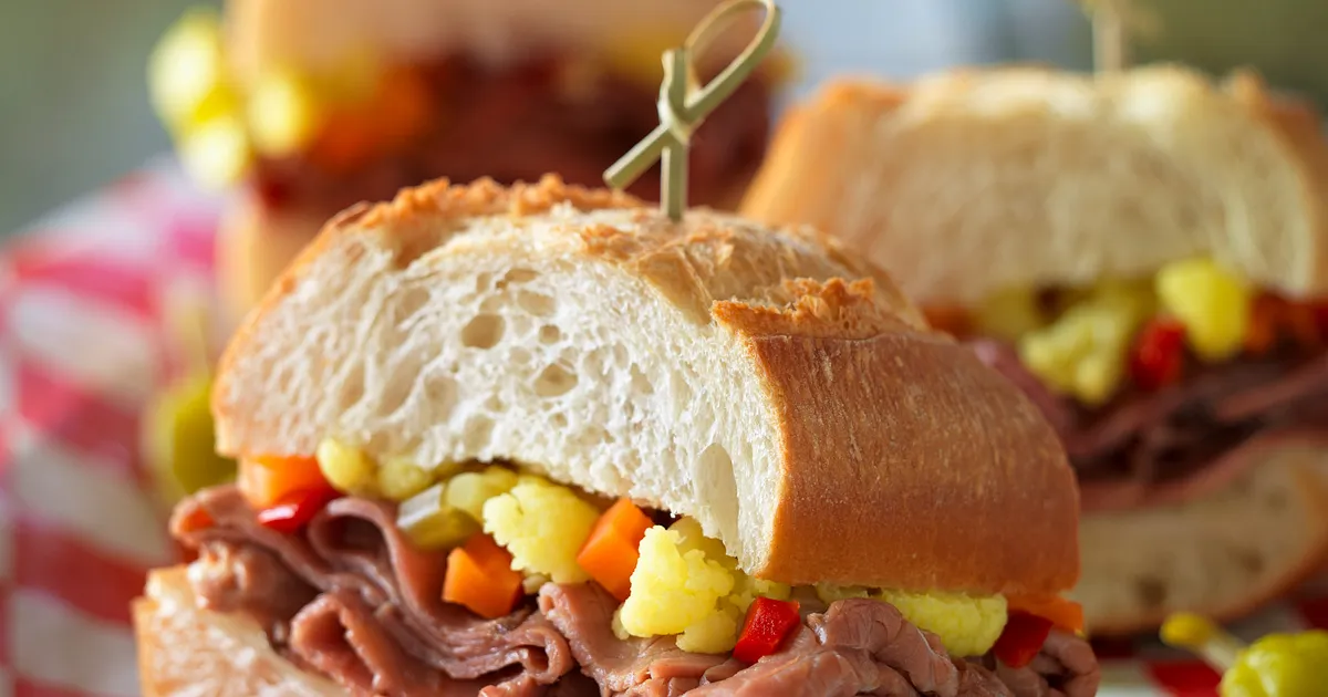 Chicago-Style Italian Beef Sandwiches | Beef Loving Texans | Beef Loving Texans is your one-stop inf