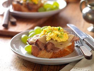 Steak Tartine