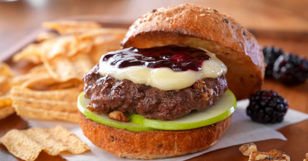 Fruit and Nut Burgers | Beef Loving Texans | Beef Loving Texans is your one-stop information center 