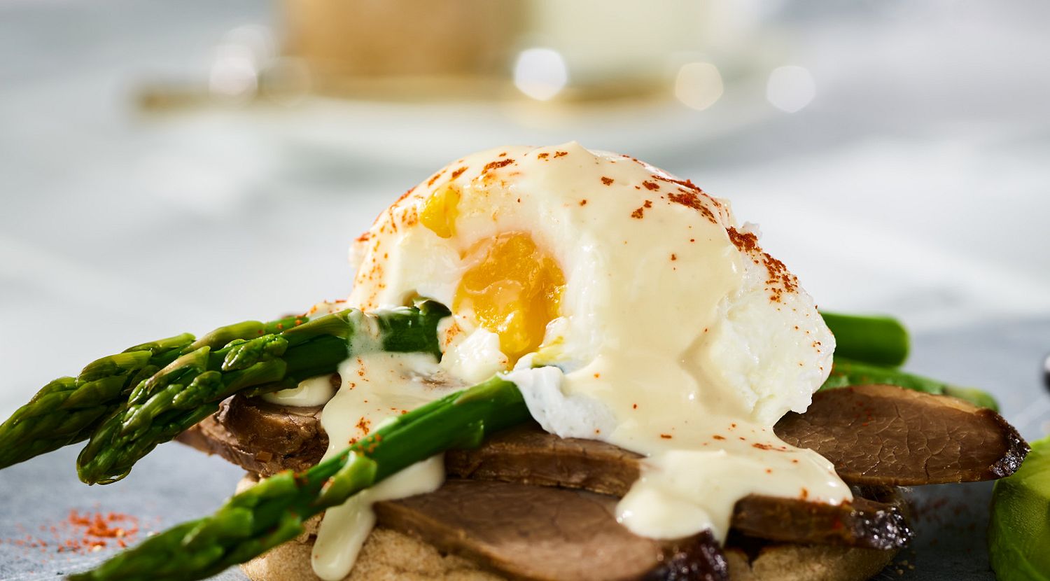 Smoked Beef Brisket Benedict | Beef Loving Texans