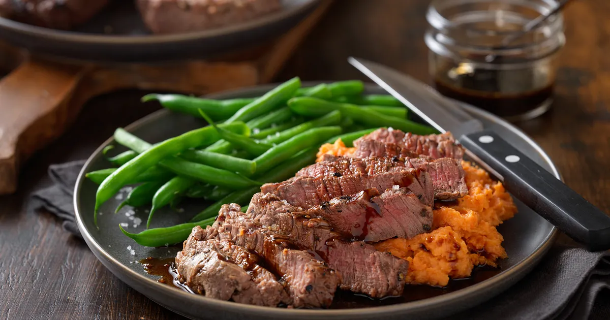 Espresso-Bourbon Steaks with Mashed Sweet Potatoes | Beef Loving Texans | Beef Loving Texans is your