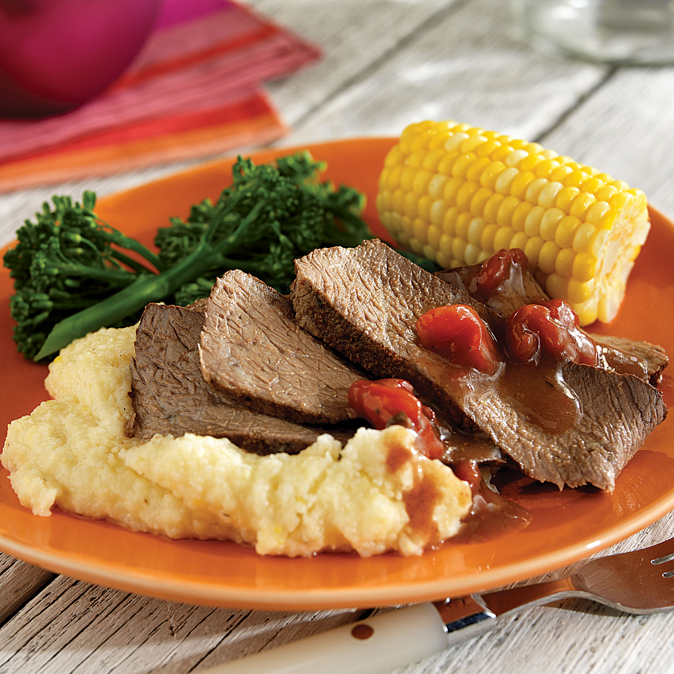 Grilled Cajun Chuck Roast with Spicy Cheddar Grits