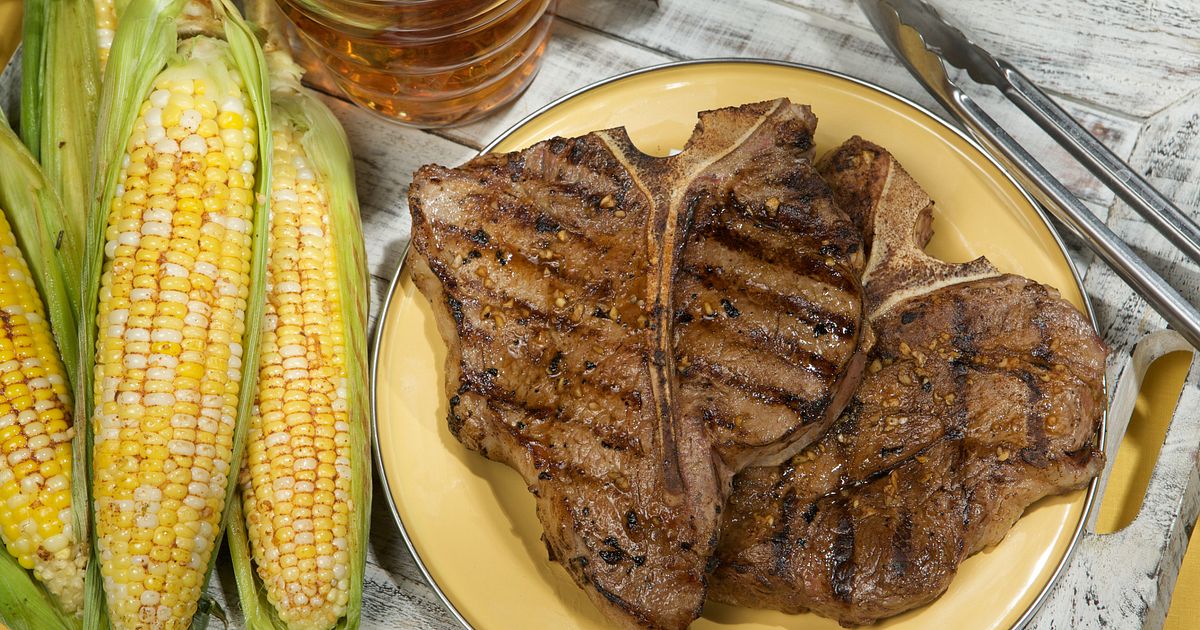 Santa Fe Grilled Beef Steaks & Corn | Beef Loving Texans | Beef Loving Texans is your one-stop infor