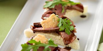Beef Crostini with Balsamic Drizzle & Parmesan Crisps
