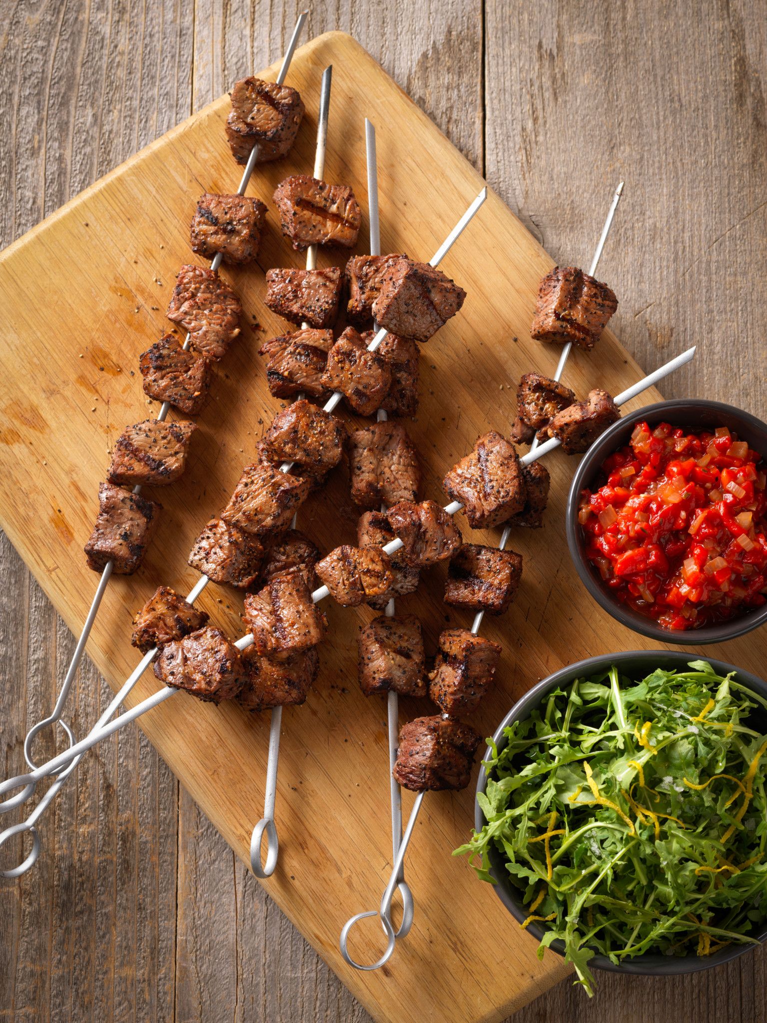 Beef Sirloin Kabobs with Roasted Red Pepper Dipping Sauce Beef Loving