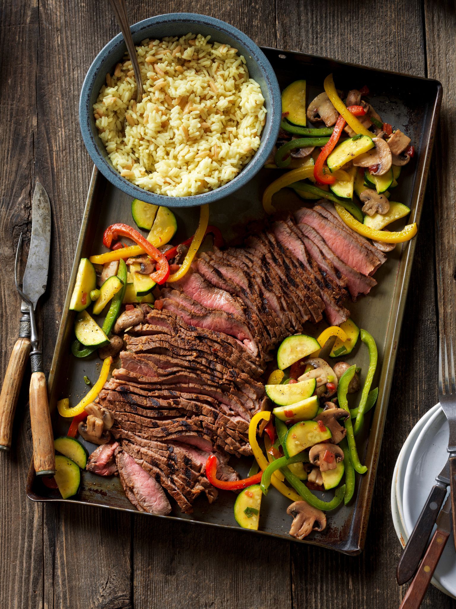 Grilled Southwestern Steak and Colorful Vegetables | Beef Loving Texans