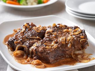 Mediterranean Beef Pot Roast