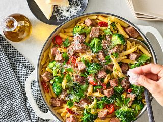 Prime Rib Pasta with Broccoli and Cheese